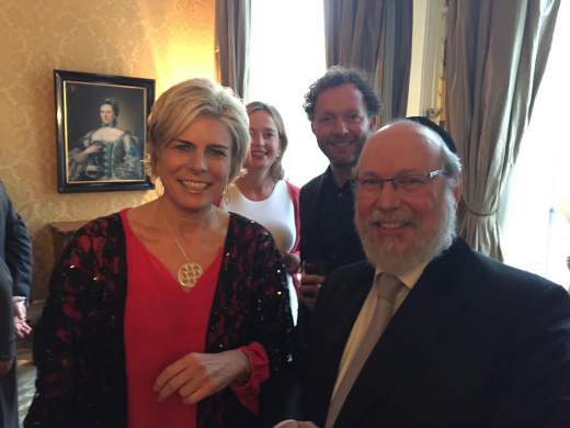 Foto: Prinses Laurentien met Rabbijn Evers,