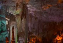 De druipsteengrotten van Soreq (video)