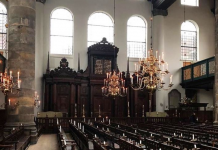 Ruim 132.000 Joden hebben de Spaanse nationaliteit aangevraagd Portugese Synagoge Amsterdam. Screenshot: YouTube